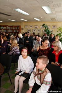 Кіровоград. Молодіжний журнал "Гречка" www.gre4ka.info Шевченківські читання в Кіровограді(ФОТО) Кіровоград. Молодіжний журнал "Гречка" www.gre4ka.info Шевченківські читання в Кіровограді(ФОТО)