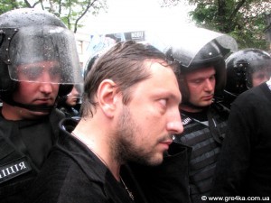 Кіровоград. Молодіжний журнал "Гречка" www.gre4ka.info Під Верховною Радою міліція застосувала газ.(ВІДЕО.ФОТО) (Оновлено)