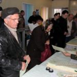 Кіровоград. Молодіжний журнал "Гречка" www.gre4ka.info Оборонці зеленої зони варили куліш та співали пісень(ФОТО)
