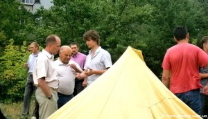  Кіровоград. Молодіжний журнал "Гречка" www.gre4ka.info   Замість московської церкви, кіровоградці звели намети(ФОТО)