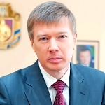 На відкритті судинного центру Ларін заговорив російською