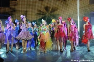 Кіровоград. Молодіжний журнал "Гречка" www.gre4ka.info Кіровоградки найкращі у світі талантів і краси