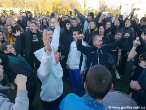 Кіровоград. Молодіжний журнал "Гречка" www.gre4ka.info Футбольне дербі не обійшлось без скандалу