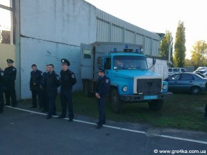 Кіровоград. Молодіжний журнал "Гречка" www.gre4ka.info Футбольне дербі не обійшлось без скандалу