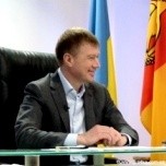 Кіровоград. Молодіжний журнал "Гречка" www.gre4ka.com.ua Мильна опера в прямому ефірі. В ролях: С. Ларін і Ко