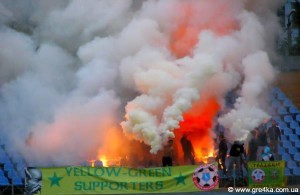 Кіровоград. Молодіжний журнал "Гречка" www.gre4ka.info Футбольне дербі не обійшлось без скандалу
