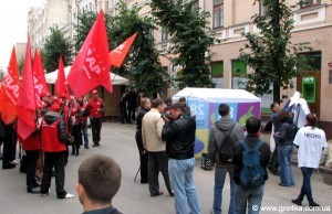 Кіровоград. Молодіжний журнал "Гречка" www.gre4ka.info Кіровоградці малювали портрет свого кандидата(ФОТО)