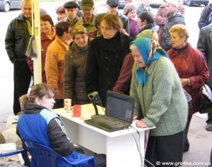 Кіровоград. Молодіжний журнал "Гречка" www.gre4ka.info   В Кіровограді проголосувало 23.3% виборців(ФОТО)