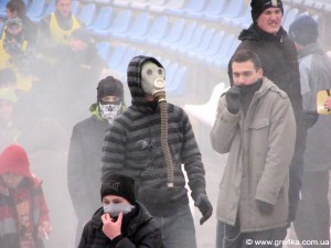  Кіровоград. Молодіжний журнал "Гречка" www.gre4ka.info Кіровоградські ультрас підтримали Павличенків(ФОТО,ВІДЕО)