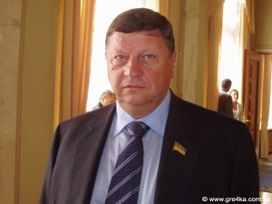 Кіровоград. Молодіжний журнал "Гречка" www.gre4ka.info Чемпіонство у "спікеріаді" дістанеться найбагатшому?