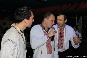  Кіровоград. Молодіжний журнал "Гречка" www.gre4ka.info У Кіровограді танцювали та гадали на Андріївських вечорницях(ФОТО)