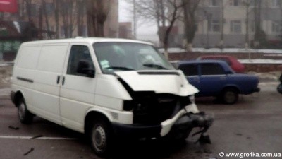 1112