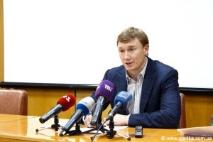 Кіровоград. Молодіжний журнал "Гречка" www.gre4ka.info У Кіровограді відбулося одразу дві прес-конференції у справі Табалових(ФОТО)