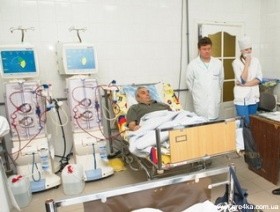  Кіровоград. Молодіжний журнал "Гречка" www.gre4ka.info У Кіровоградській лікарні з’явилась нова система очистки води для гемодіалізу(ФОТО)