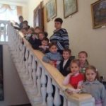 Кіровоград. Молодіжний журнал "Гречка" www.gre4ka.info У Кіровограді діти ліпили "миколайчиків"