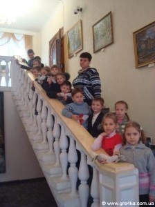 Кіровоград. Молодіжний журнал "Гречка" www.gre4ka.info У Кіровограді діти ліпили "миколайчиків"