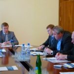 www.gre4ka.info - Інформаційний портал Гречка.Кіровоградщина: нардепи розповіли голові ОДА на що вибиватимуть гроші у Верховній Раді.