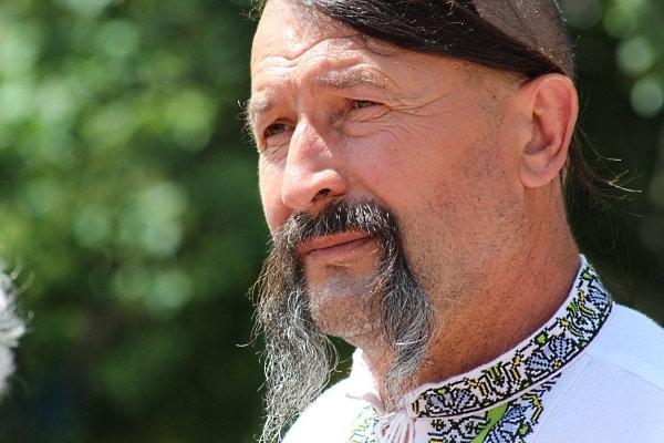 www.gre4ka.info - Інформаційний портал Гречка.Кіровоград: влада і опозиція об'єдналися біля Шевченка(ВІДЕО).