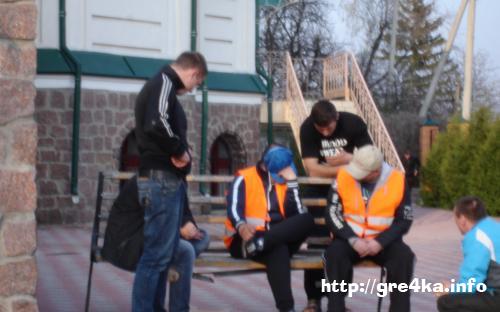 www.gre4ka.info - Інформаційний портал Гречка.Кореспондентку 5-го каналу побили ті, хто захопив храм у Новоархангельську?(ВІДЕО).