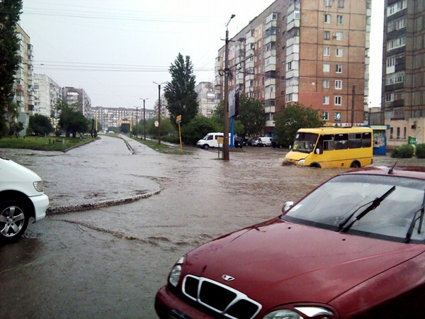 Кіровоград: Жадова затопило (ФОТО)