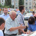 www.gre4ka.info - Інформаційний портал Гречка.Коли кіровоградського підприємця затримували правоохоронці, озброєні чоловіки збирали його врожай(ВІДЕО).
