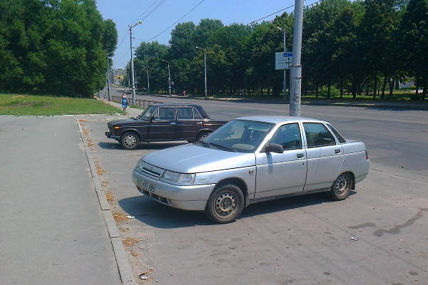www.gre4ka.info - Інформаційний портал Гречка.Коли кіровоградського підприємця затримували правоохоронці, озброєні чоловіки збирали його врожай(ВІДЕО).