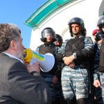 www.gre4ka.info - Інформаційний портал Гречка.Відморозки, що захопили храм у Новоархангельську, знайомі працівників міліції (ВІДЕО).