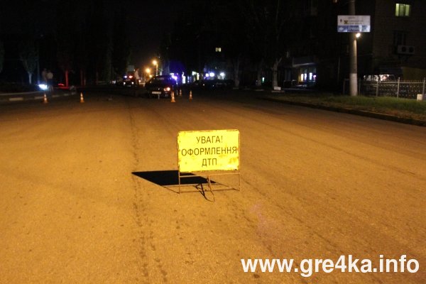 Кіровоград. Інформаційний портал.www.gre4ka.info.Кіровоград: водій «Шкоди» протаранив «Ланос» з дітьми(ФОТО).