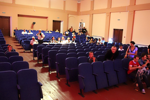 chervona10