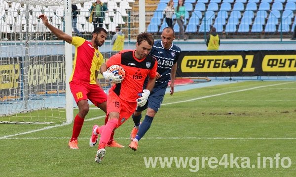 syal12
