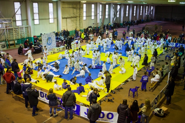 13 42 53 5D2 IMG 1640