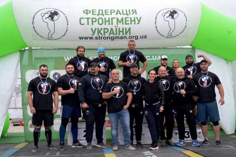 2019 09 27 StrongMan