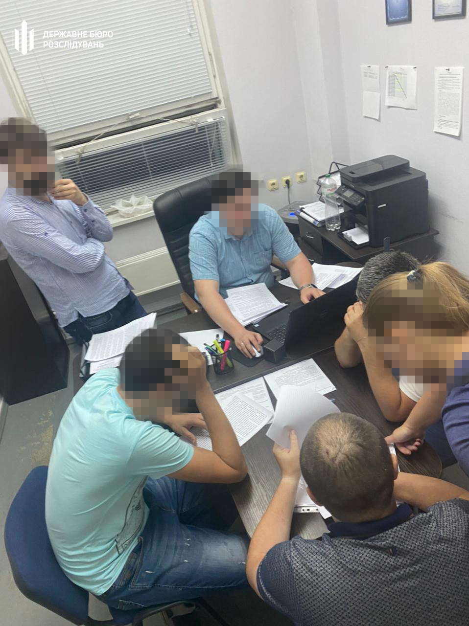 dbr zatrimalo na habarnictvi nachalnika ta slidchogo miskupravlinnya policii v kirovogradskij oblasti 3