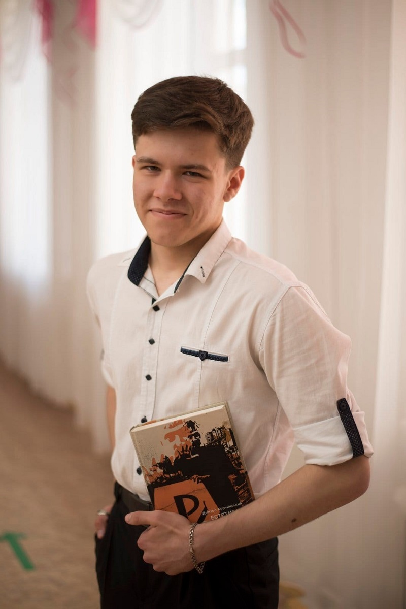 Dmutro Zabolotniy