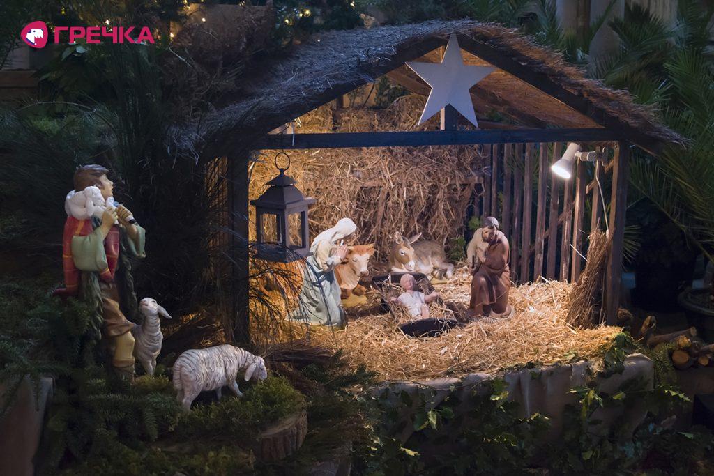 christmas creche with joseph mary and jesus 2022 10 03 22 27 39 utc