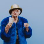 pensionerka sutenerka