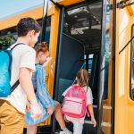 avtobusschkilnyi