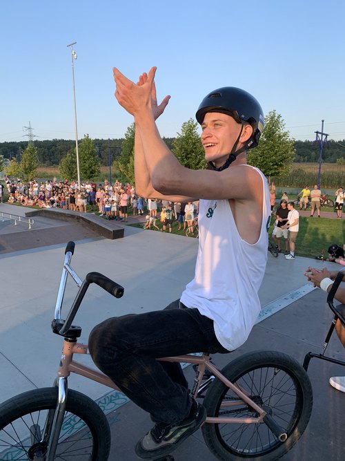 2 3