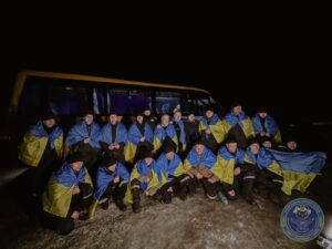 Україна повернула з полону 100 військових