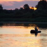 Рибалка озеро річка човен