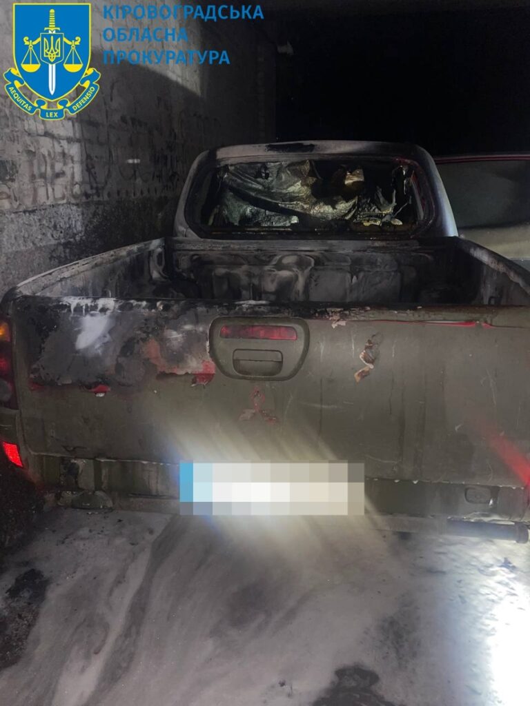 авто спалили військовому 2
