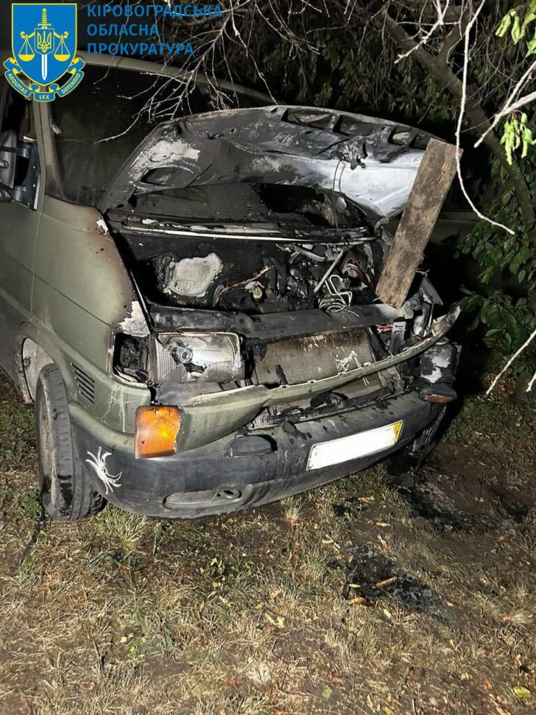 підпалили авто військовим 2 Кропивницький