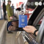 перетин кордон чоловіків перевозять культури