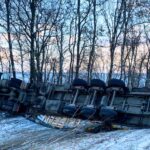 Вантажівка перекинулася у Кропивницькому районі