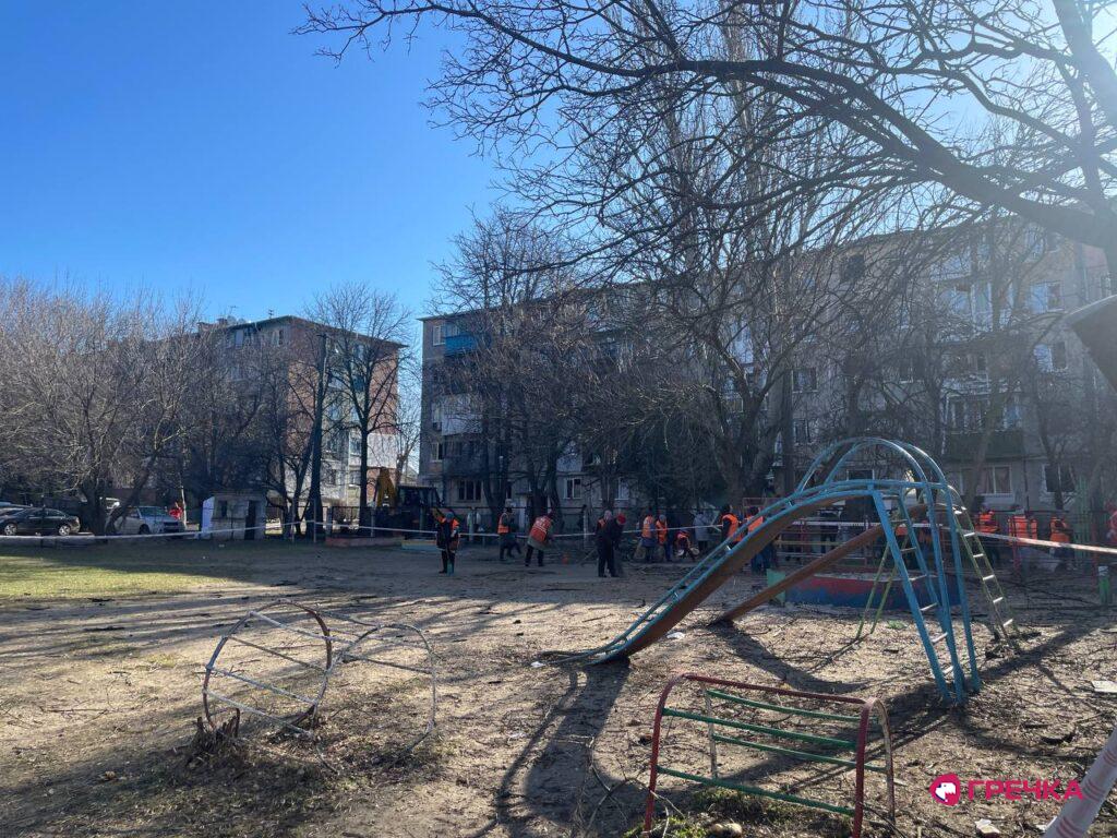 Кропивницький комунальники працюють після масованоїатаки на місто