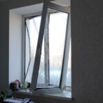 вікно пошматоване вибухом Балашфвка шахед Кропивницькому