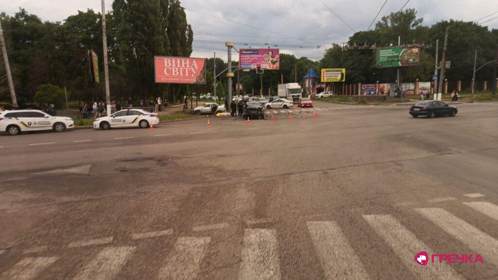 ДТП на перехресті у Кропивницькому