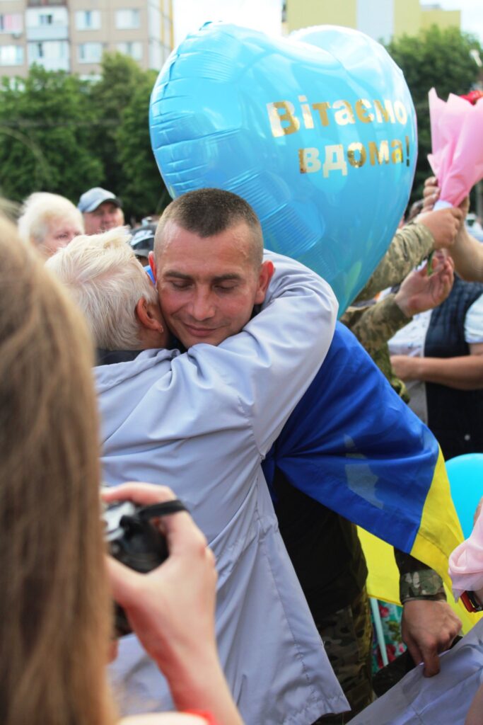 зустріли Віталій Долинська громада