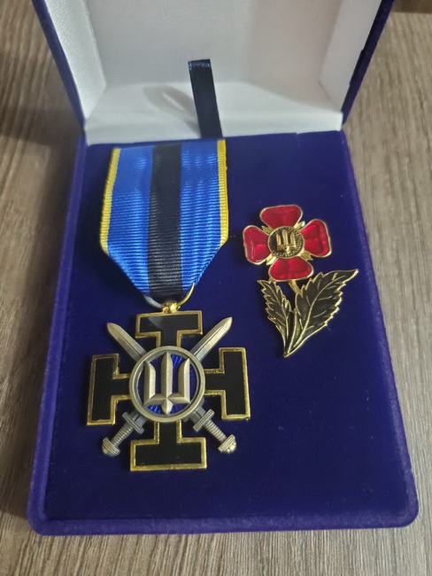 Комбатанський хрест