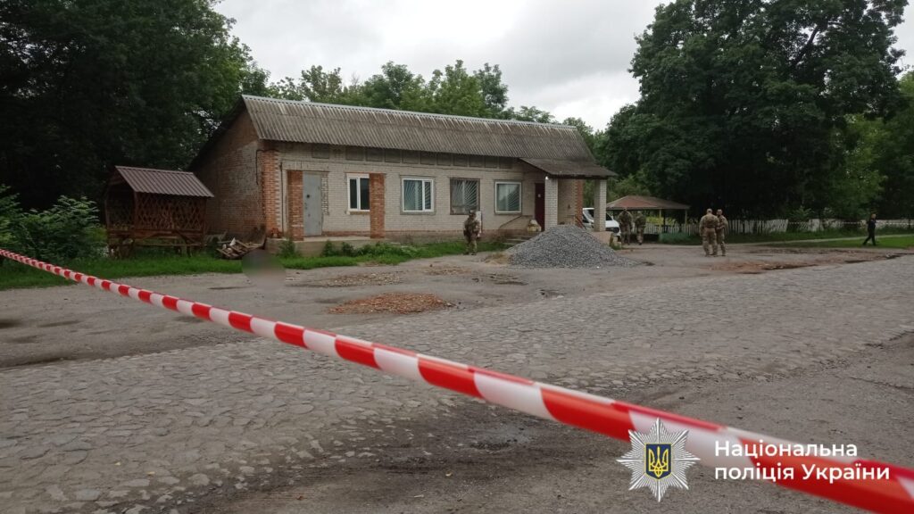 самогубство вчинив підозрюваний